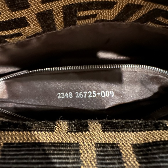 ✨SOLD ✨ FENDI Zucca Baguette Shoulder fold over Bag - Picture 9 of 13